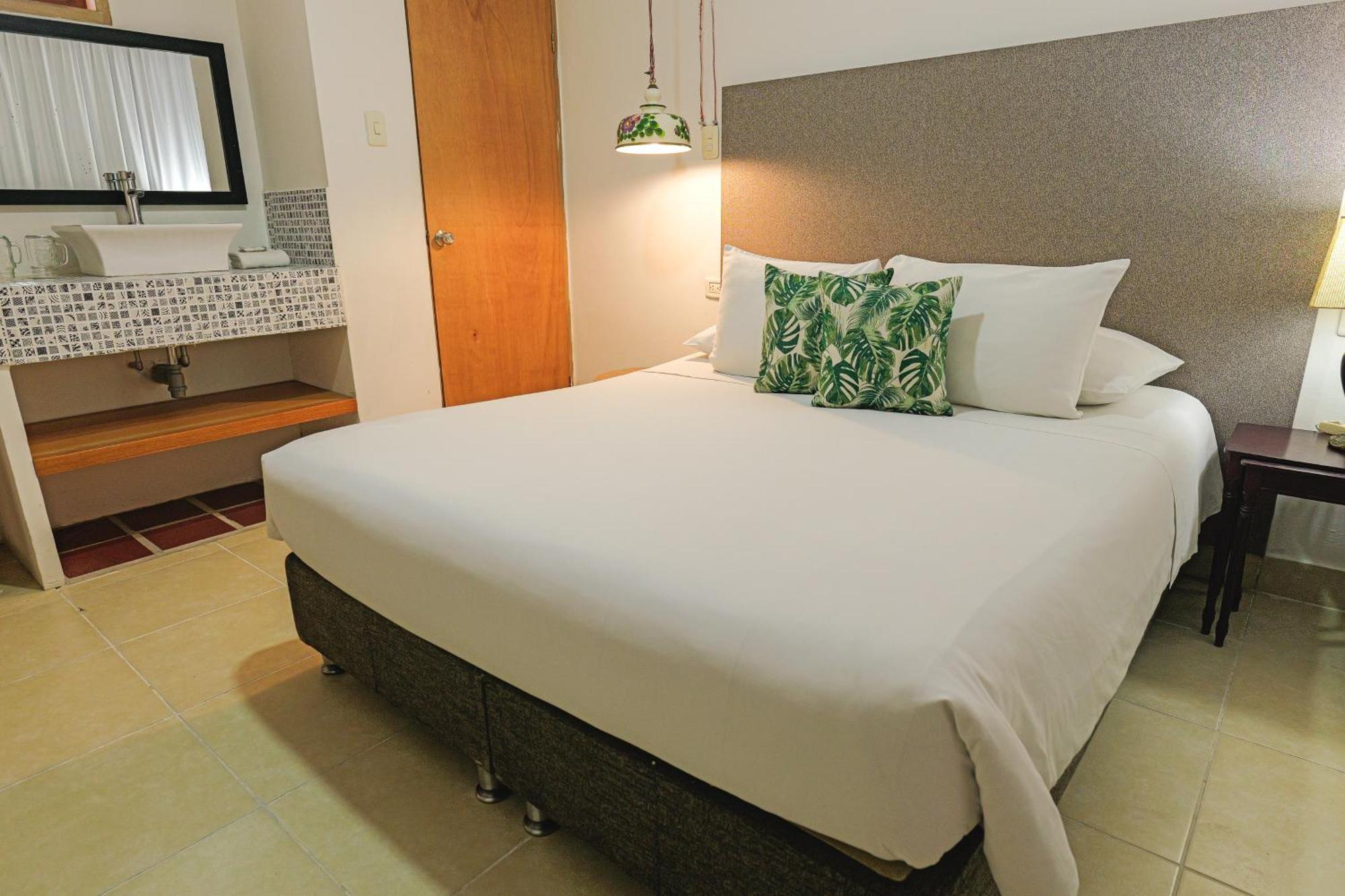 Hotel Kartaxa Cartagena Екстер'єр фото