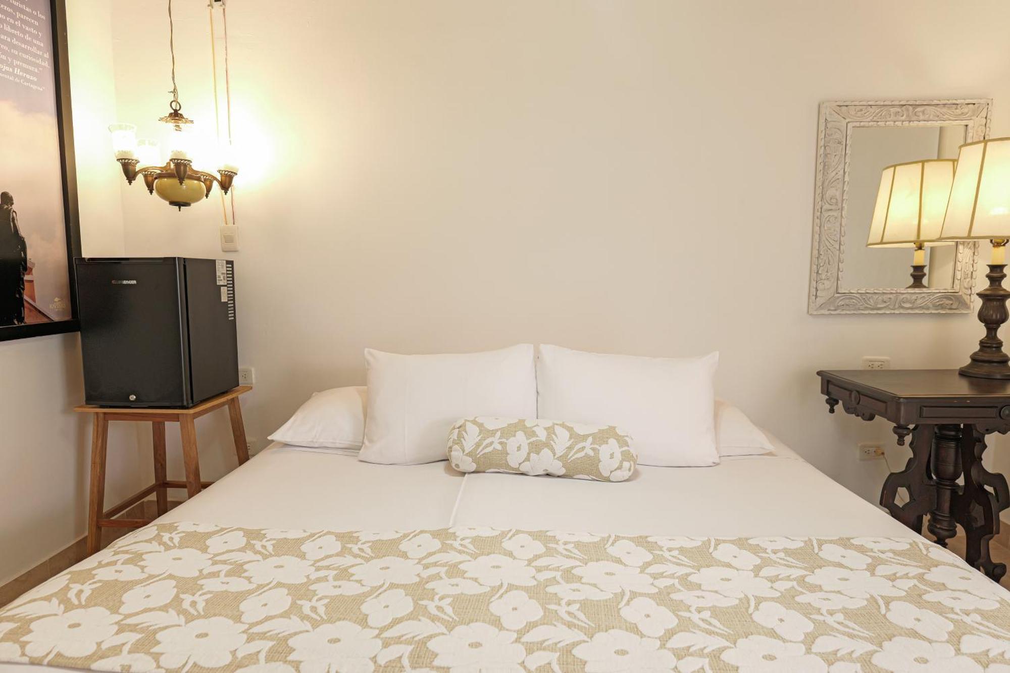 Hotel Kartaxa Cartagena Екстер'єр фото